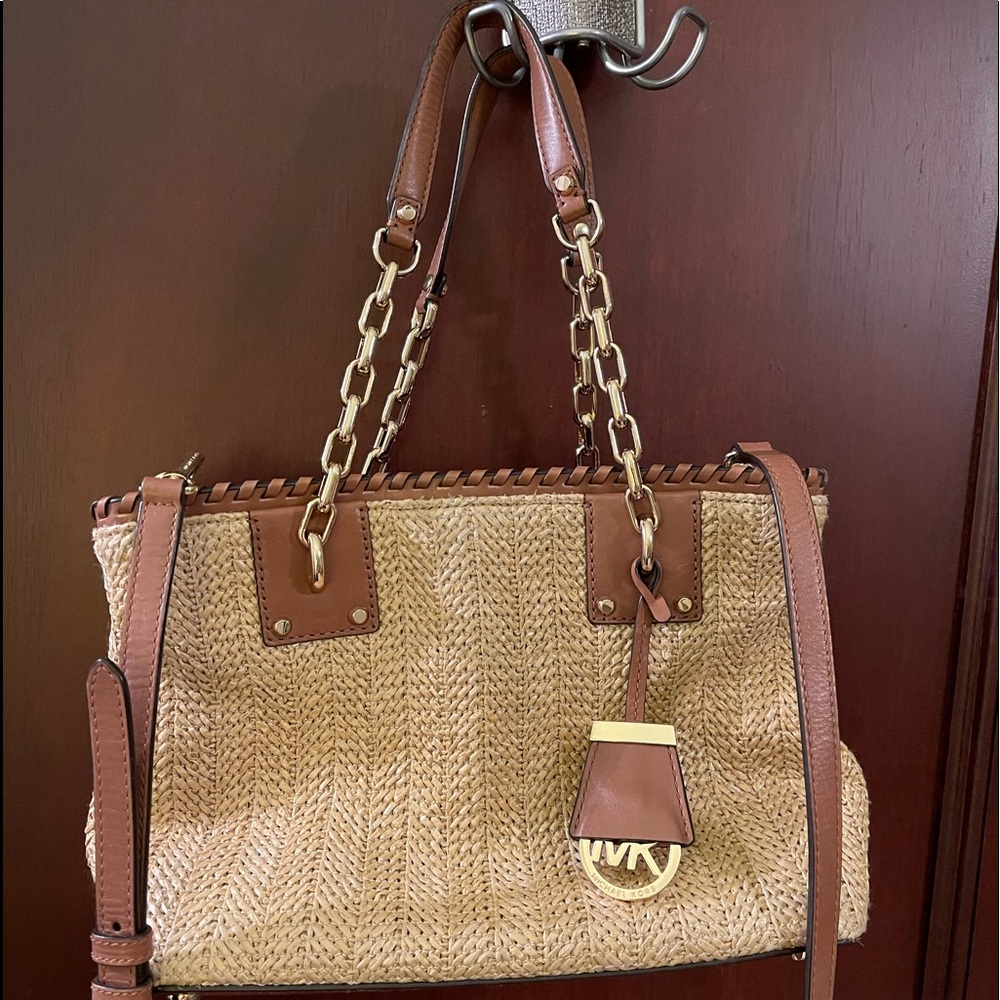 Micheal kors purse
